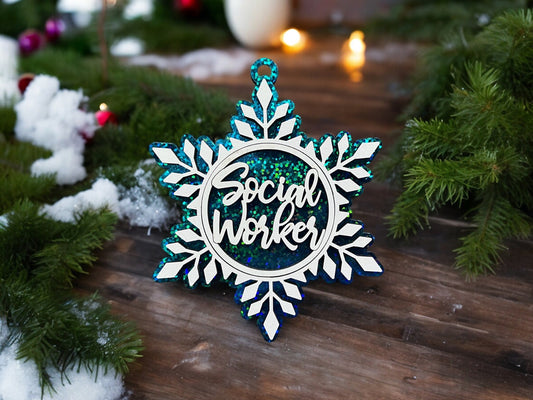 Social Worker Snowflake Ornament/ Social Worker Gift/ Social Worker Ornament/ Christmas Ornament/ Occupational Ornament/ Career Gift