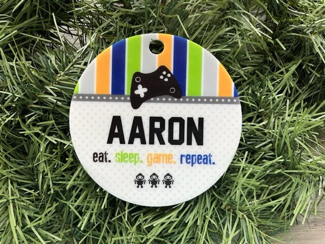 Personalized Gamer Ornament/ Custom Gamer Ornament/ Gamer Gift/ Gaming Ornament/ Christmas Ornaments/ Game Ornaments with Names